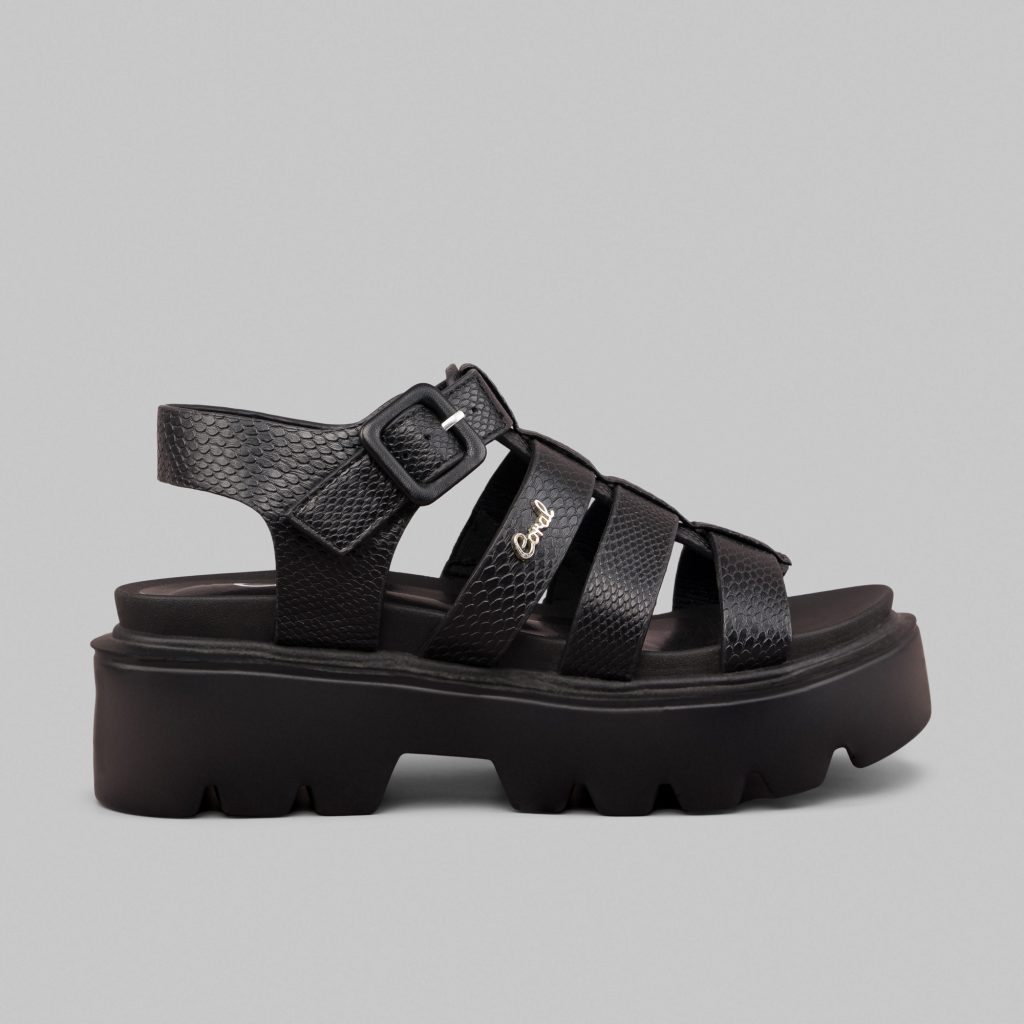 Cleopatra 4 Black